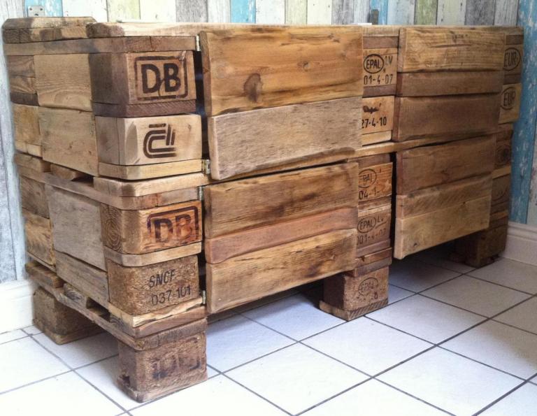 Paletten lackieren, lasieren, anstreichen, einlassen - was am besten