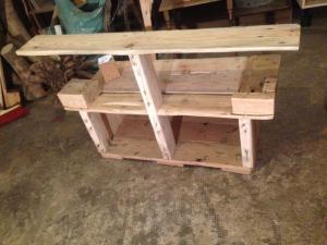 Grilltisch aus Palettenholz, dritte Ebene